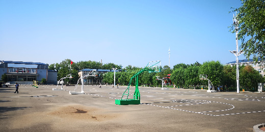 篮球场